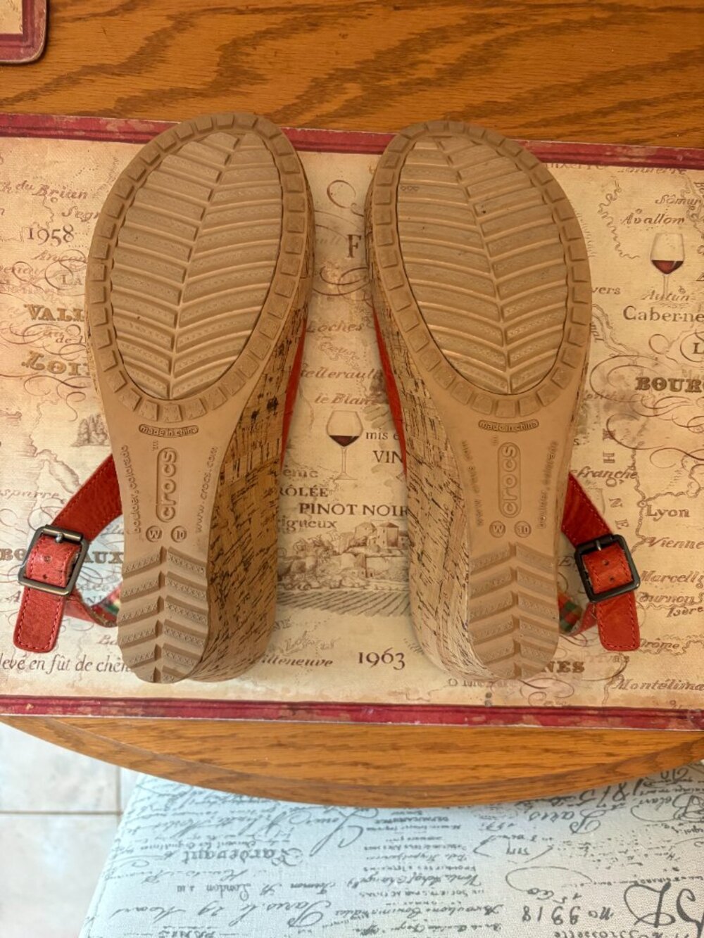 Crocs A-Leigh Cork Wedge Sandals - Women's Size 10 - Like New - CAD $35 - Picture 2 of 3